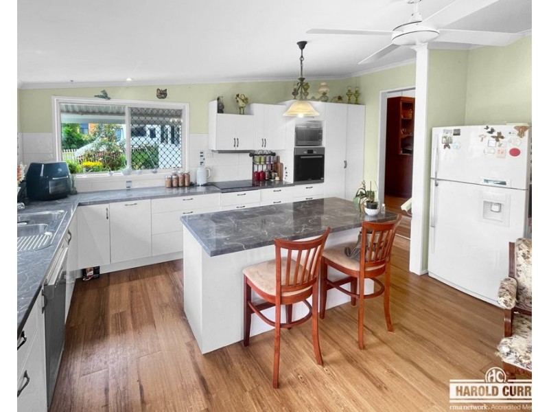 15 Clive Street, Tenterfield NSW 2372