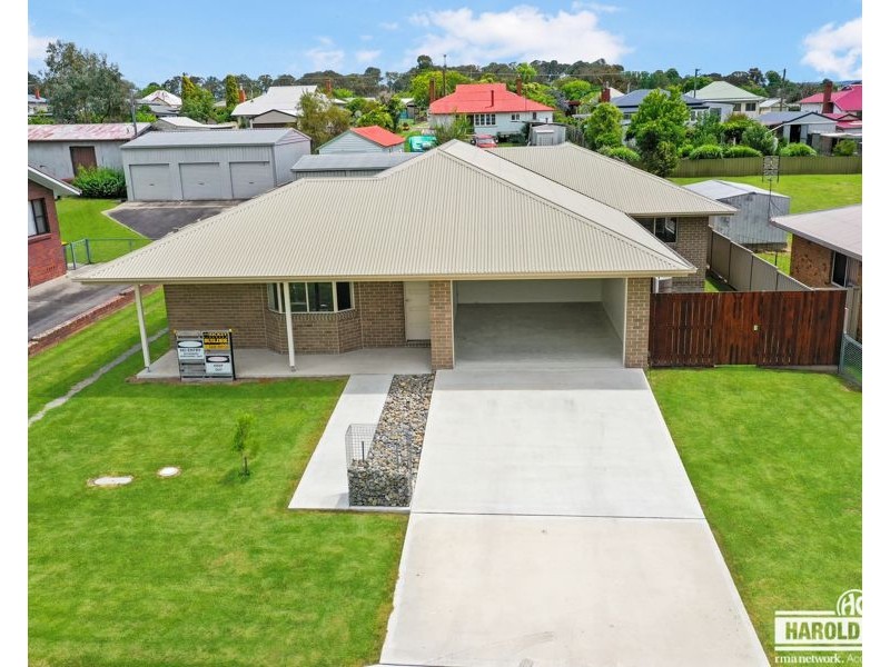 22 High Street, Tenterfield NSW 2372