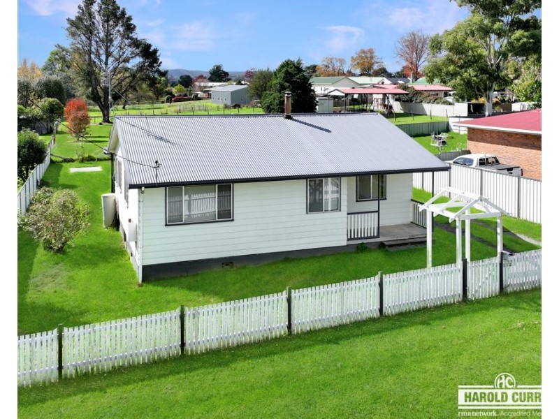 112 Petre Street, Tenterfield NSW 2372