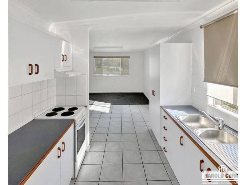 112 Petre Street, Tenterfield NSW 2372