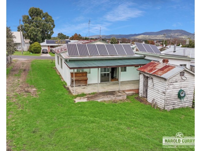 144 Petre Street, Tenterfield NSW 2372