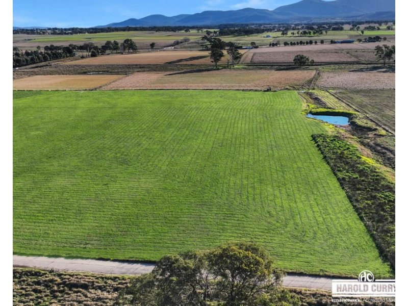 964B Bruxner way, Tenterfield NSW 2372