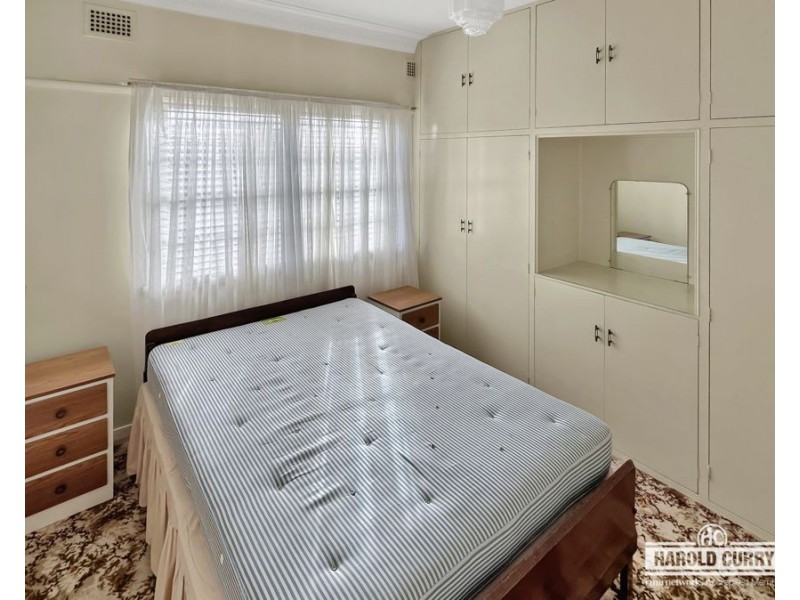 84 Martin Street, Tenterfield NSW 2372