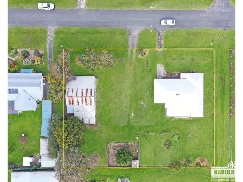 84 Martin Street, Tenterfield NSW 2372
