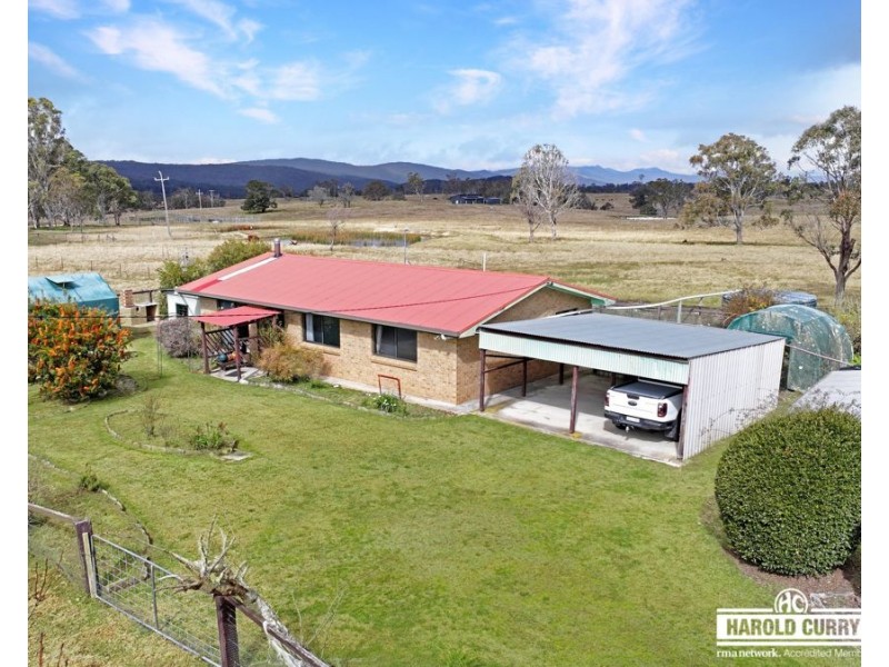 13 Snakes Valley Road, Tenterfield NSW 2372