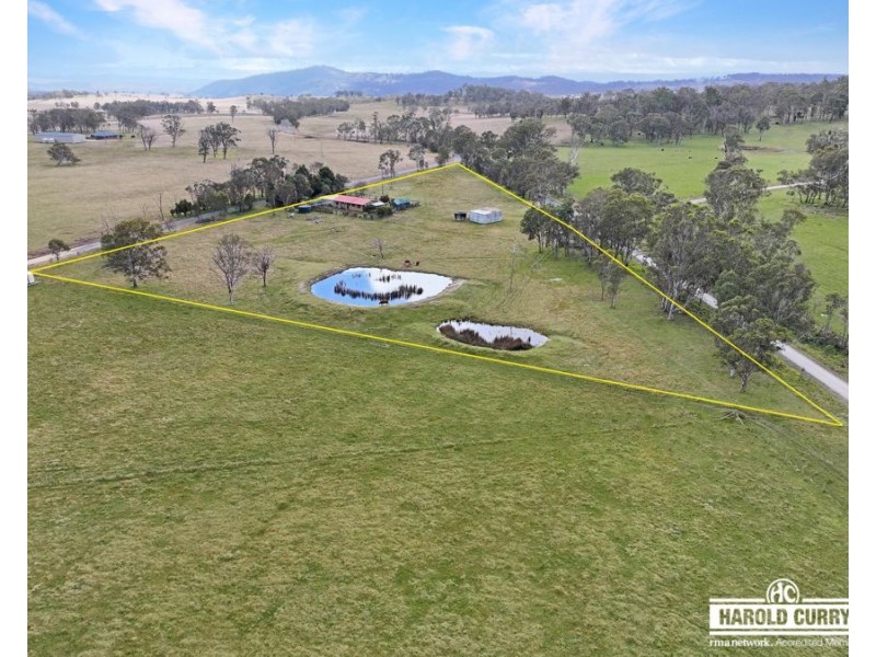 13 Snakes Valley Road, Tenterfield NSW 2372