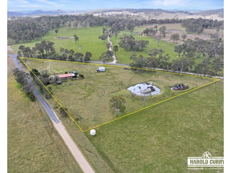 13 Snakes Valley Road, Tenterfield NSW 2372