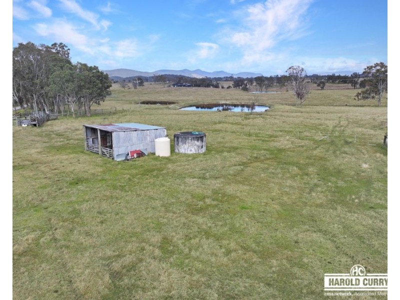 13 Snakes Valley Road, Tenterfield NSW 2372