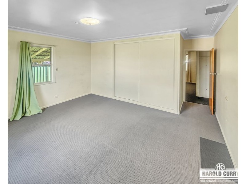 122 Logan Street, Tenterfield NSW 2372
