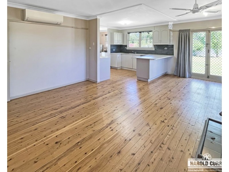 67 Manners Street, Tenterfield NSW 2372