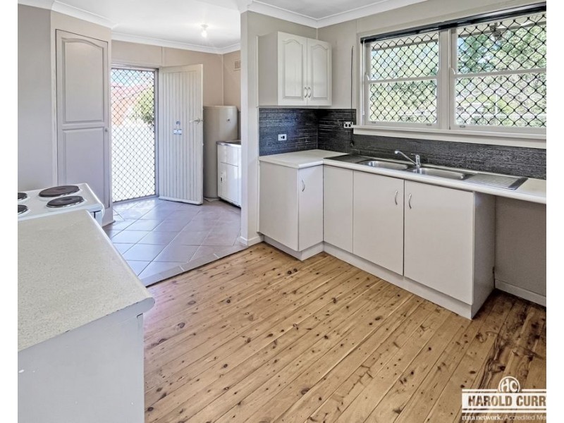 67 Manners Street, Tenterfield NSW 2372