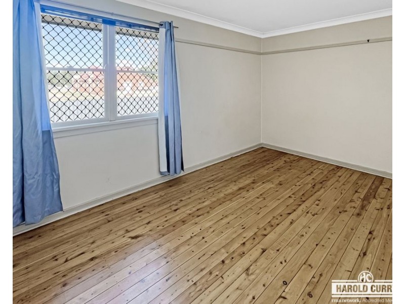 67 Manners Street, Tenterfield NSW 2372