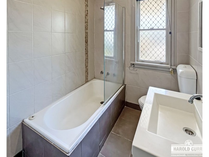 67 Manners Street, Tenterfield NSW 2372