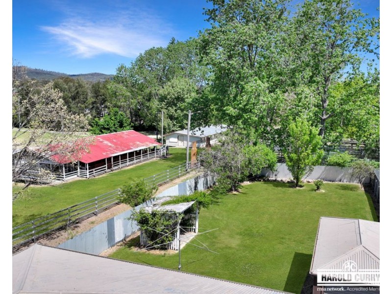 67 Manners Street, Tenterfield NSW 2372