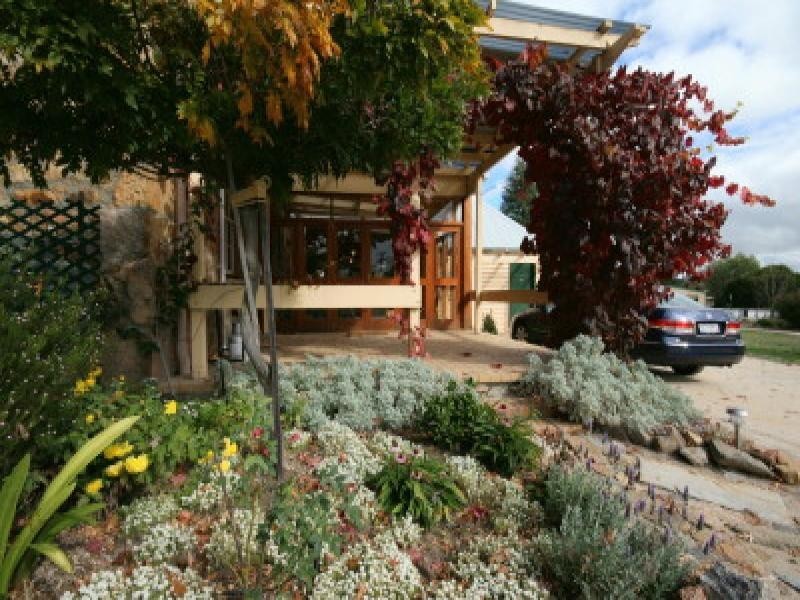 14 Clarence Street, Tenterfield NSW 2372