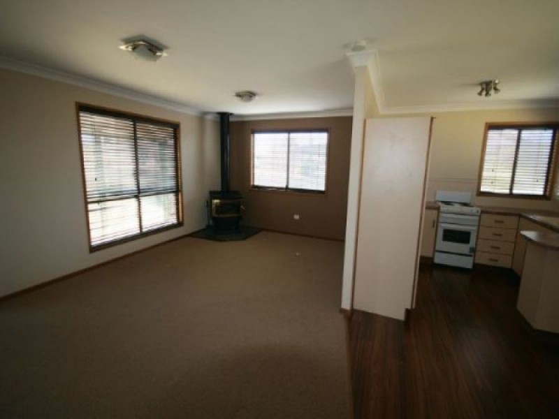 63 George Street, Tenterfield NSW 2372