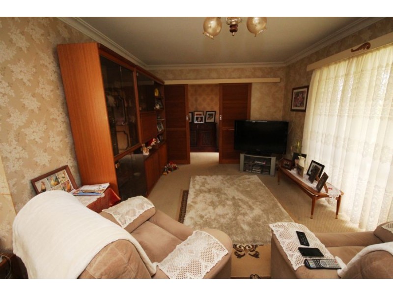 127 Miles Street, Tenterfield NSW 2372