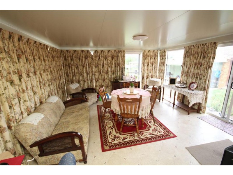 127 Miles Street, Tenterfield NSW 2372