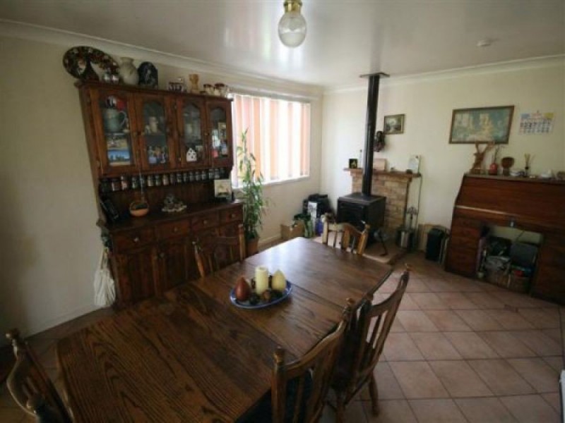 214 Logan Street, Tenterfield NSW 2372
