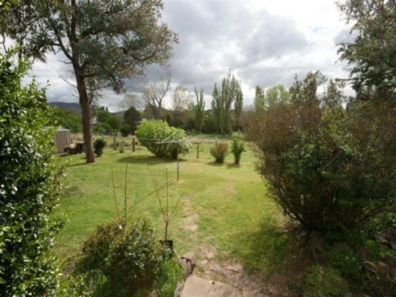 214 Logan Street, Tenterfield NSW 2372