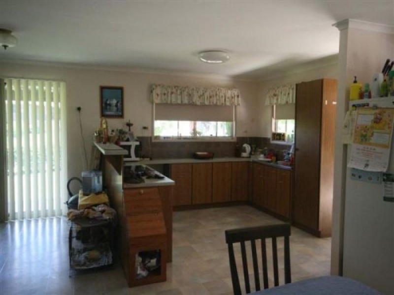 106 Drummond, Tenterfield NSW 2372