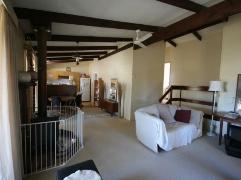 116 Pelham Street, Tenterfield NSW 2372