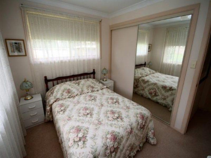 28 East Street, Tenterfield NSW 2372