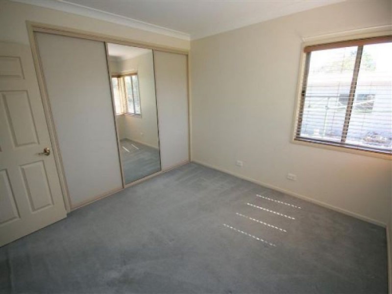 138 Miles Street, Tenterfield NSW 2372