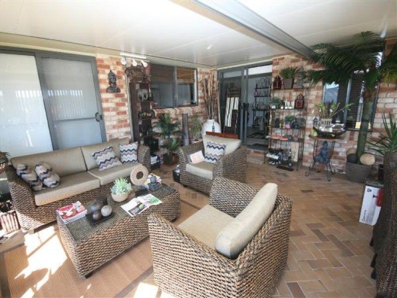 24 Parkes Drive, Tenterfield NSW 2372