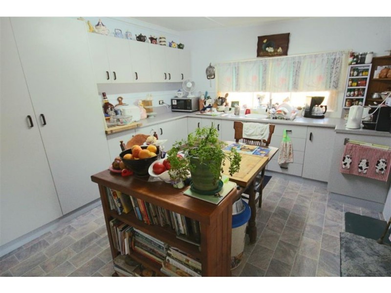 22 RailwayStreet, Tenterfield NSW 2372