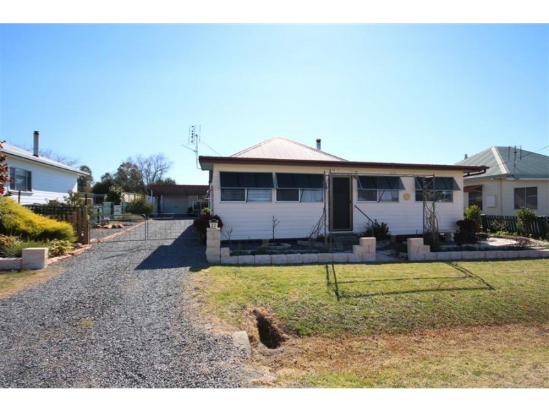 22 RailwayStreet, Tenterfield NSW 2372