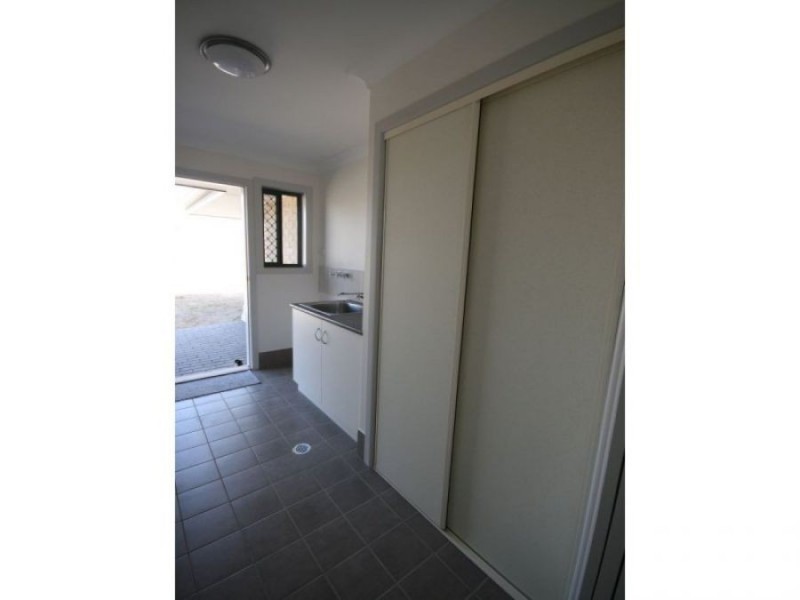 2 MacKenzie Court, Tenterfield NSW 2372