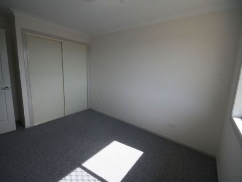 2 MacKenzie Court, Tenterfield NSW 2372