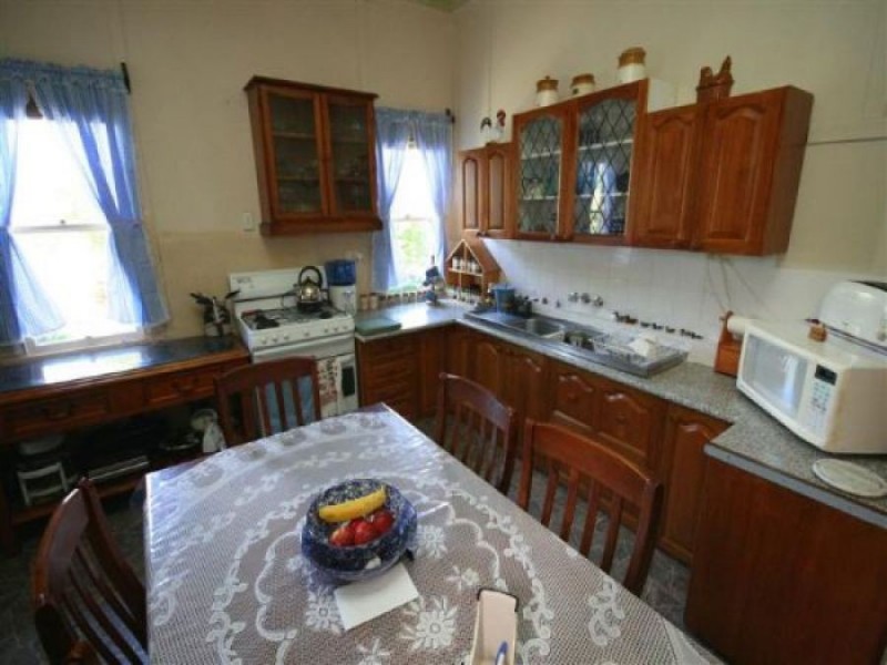 365 Rouse Street, Tenterfield NSW 2372
