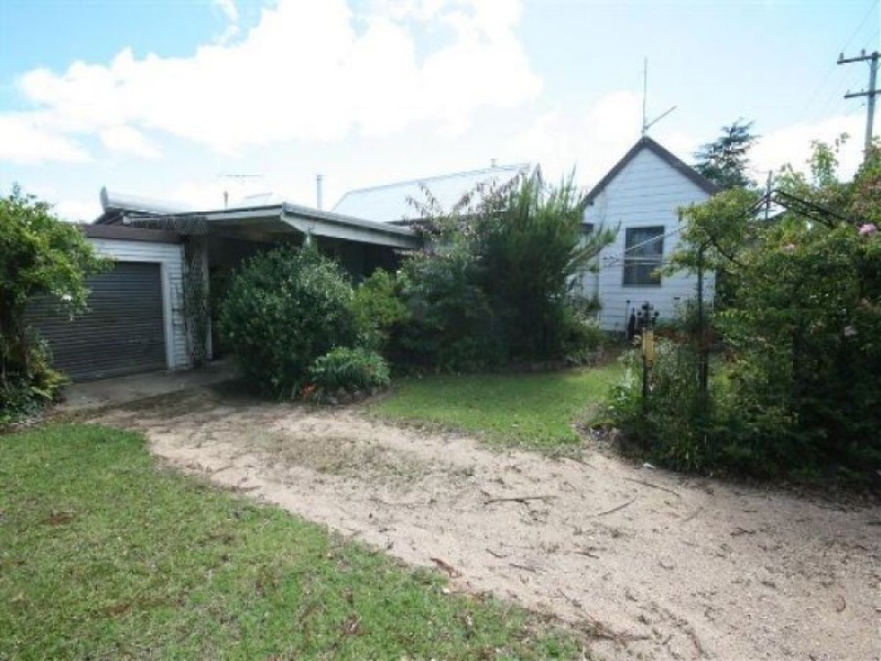 124 Rouse Street, Tenterfield NSW 2372