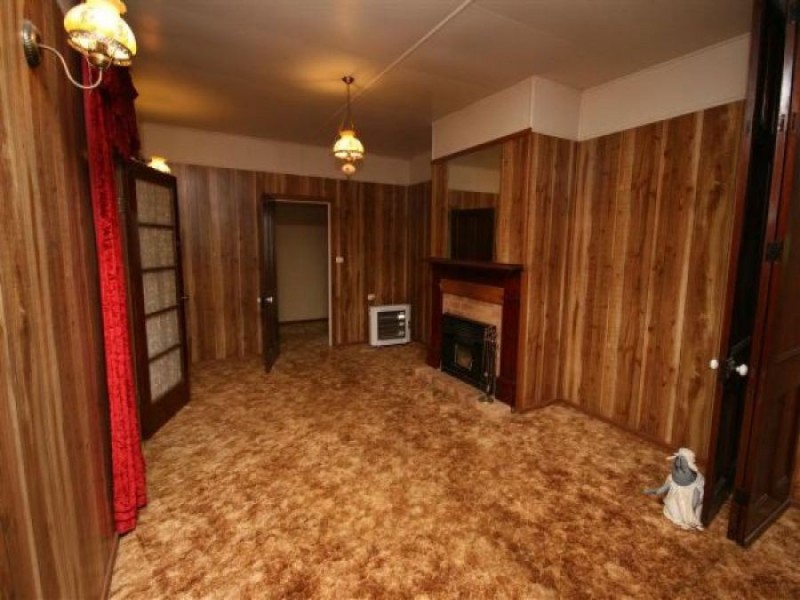 124 Rouse Street, Tenterfield NSW 2372