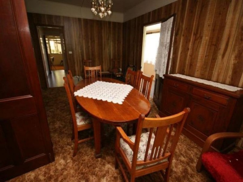 124 Rouse Street, Tenterfield NSW 2372