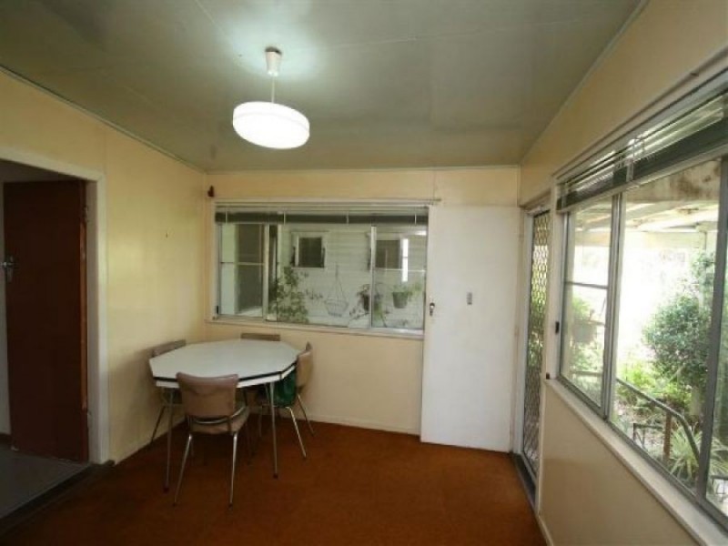 124 Rouse Street, Tenterfield NSW 2372