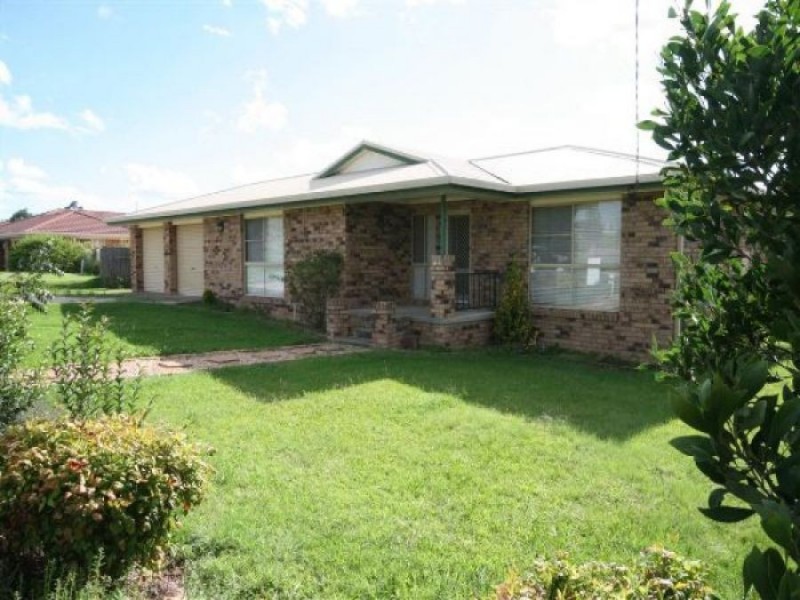 223 Bulwer Street, Tenterfield NSW 2372