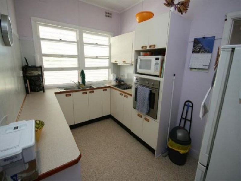 48 Logan Street, Tenterfield NSW 2372