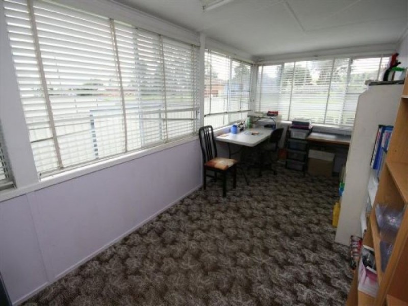 48 Logan Street, Tenterfield NSW 2372