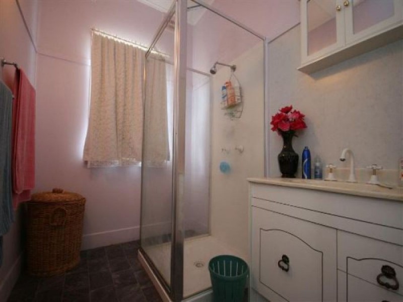 48 Logan Street, Tenterfield NSW 2372