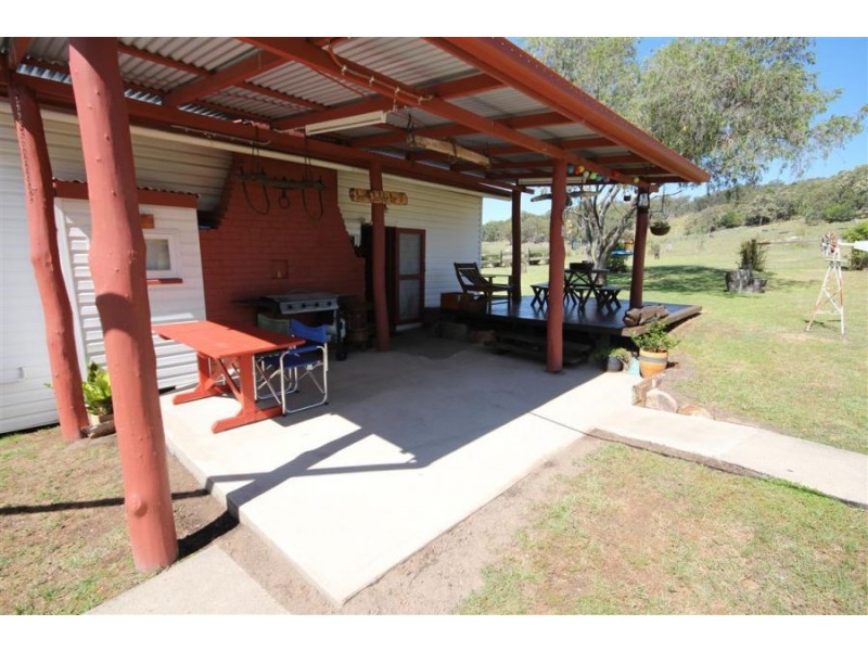 53 Four Mile Creek Road, Tenterfield NSW 2372