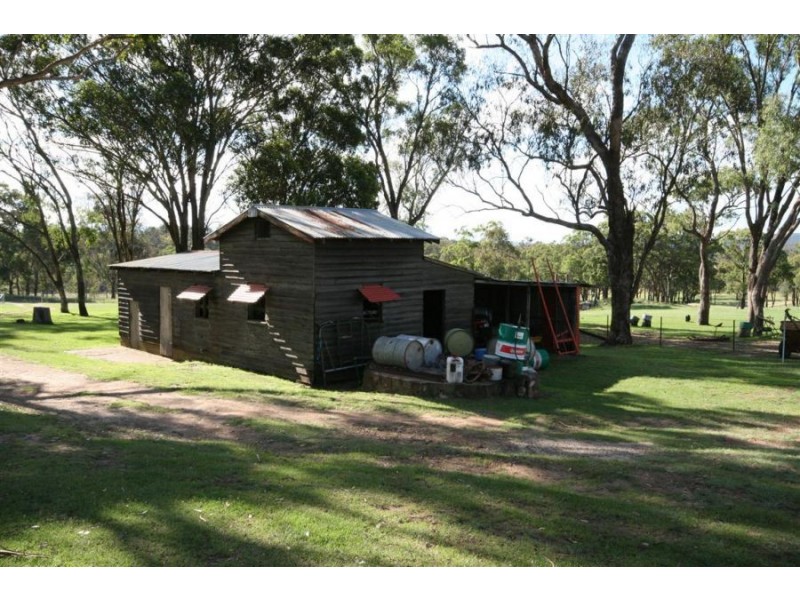53 Four Mile Creek Road, Tenterfield NSW 2372