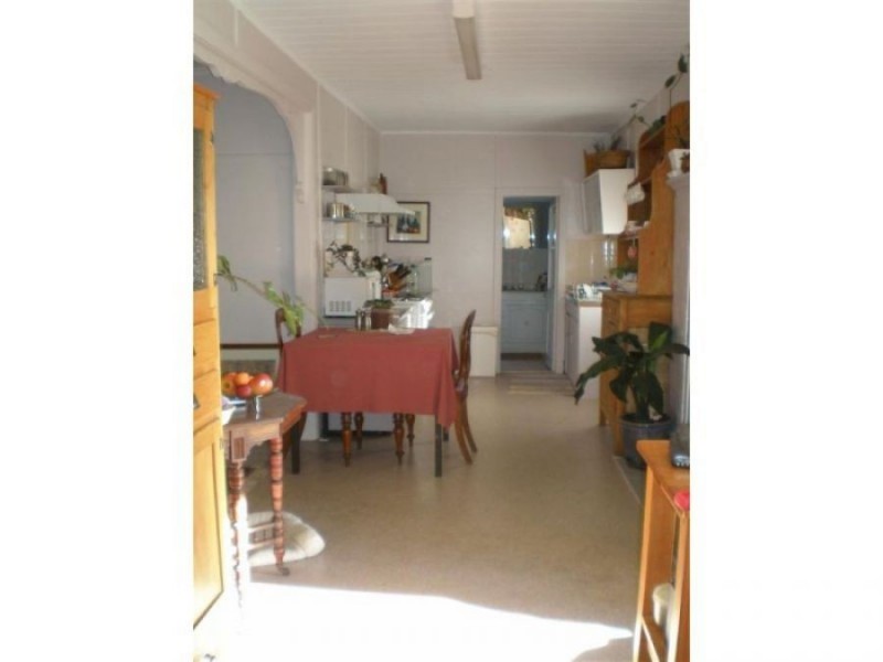 387 Rouse Street, Tenterfield NSW 2372