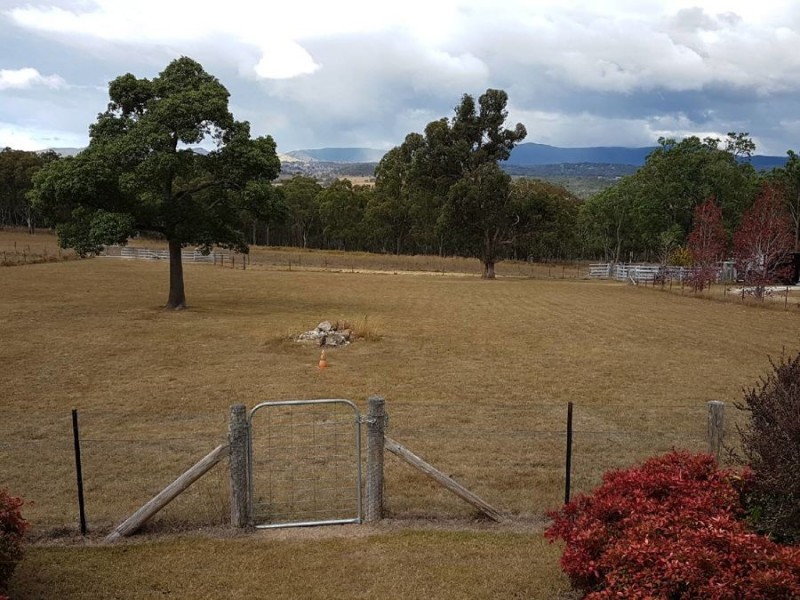 7063 New England Highway, Tenterfield NSW 2372