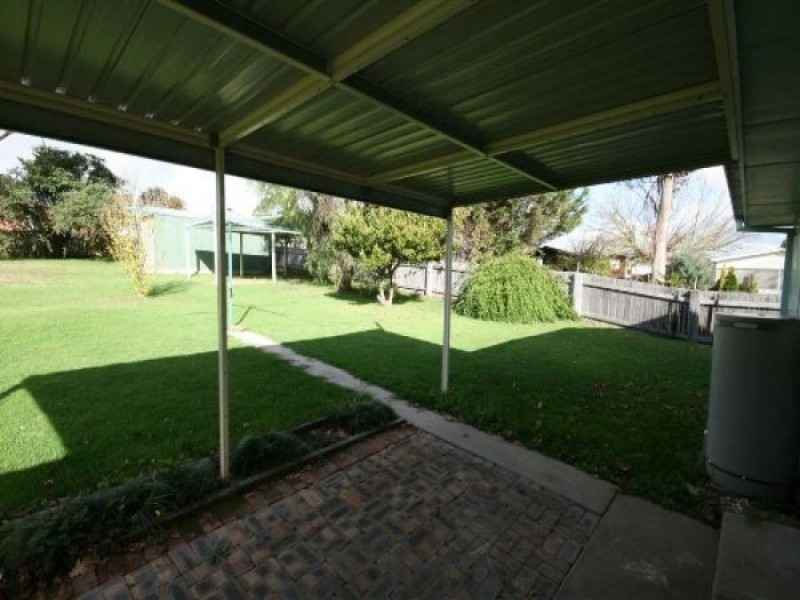 197 Logan Street, Tenterfield NSW 2372