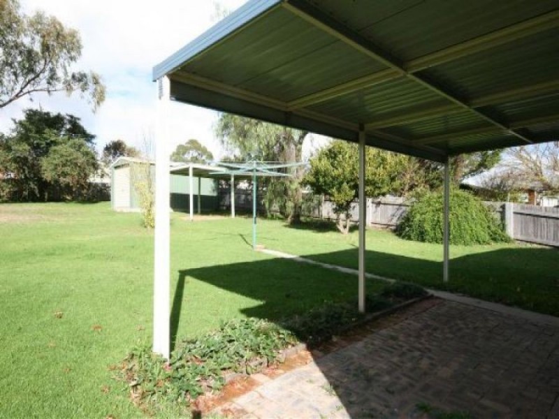 197 Logan Street, Tenterfield NSW 2372