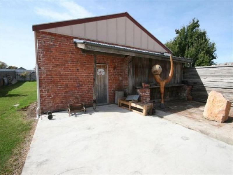 313 Rouse Street, Tenterfield NSW 2372