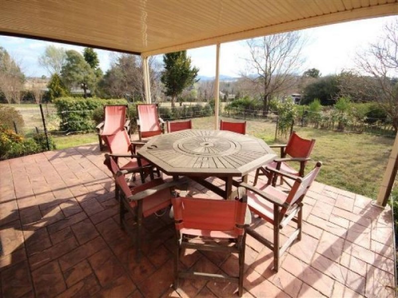 151 Cowper Street, Tenterfield NSW 2372